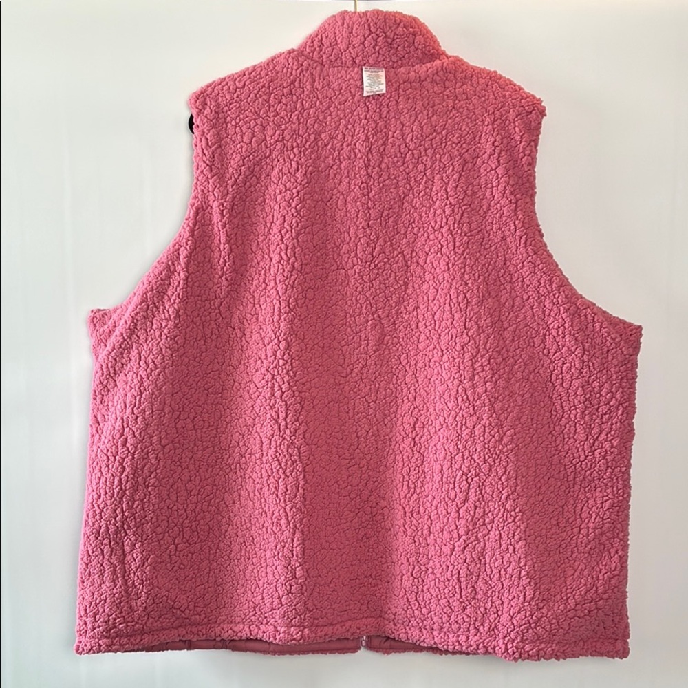 Reversible Sherpa, Quilted Pink Vest with Pockets - New with Tags - Picture 11 of 12
